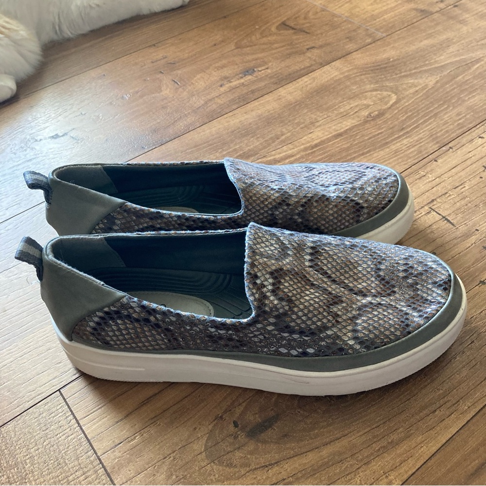 BareTraps Snake Print “Nevin” Slip-On Comfort Platform Sneakers